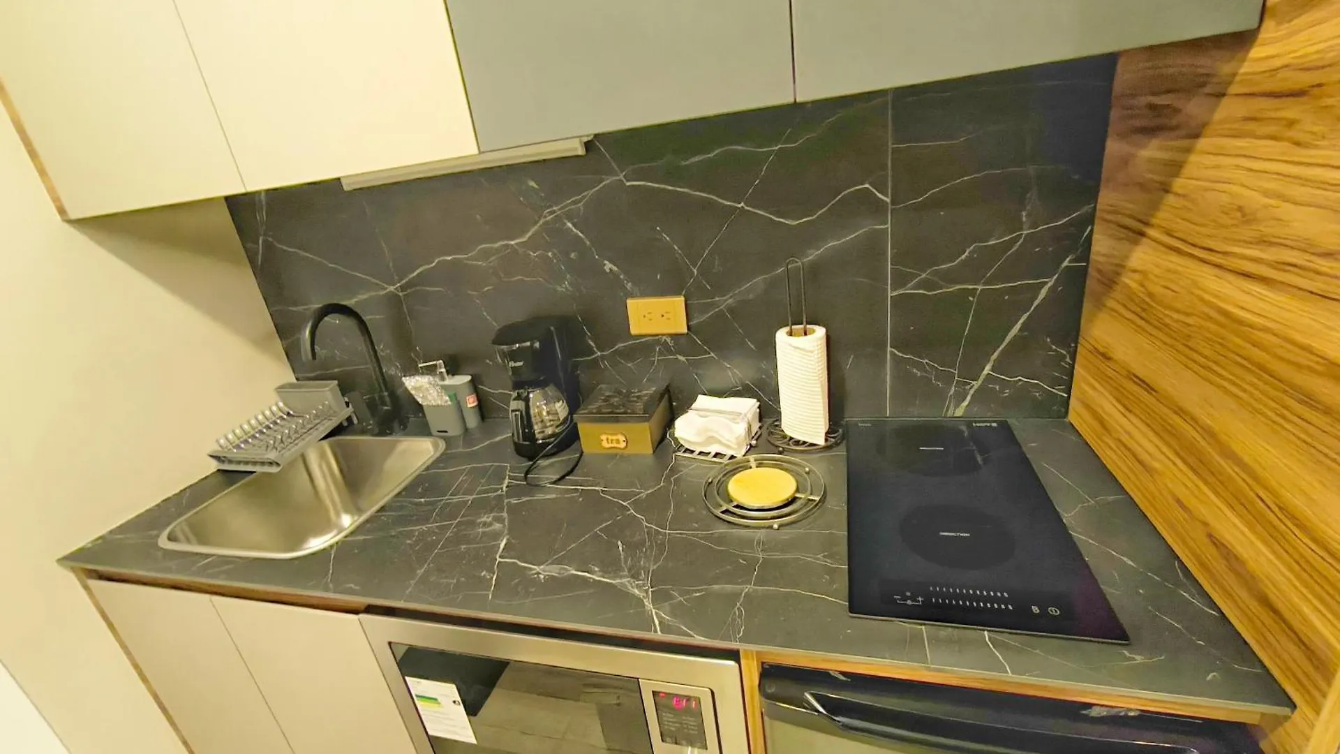 Republica Del Salvador Coliving Ecuador Xoe Apartamento Quito 0*,