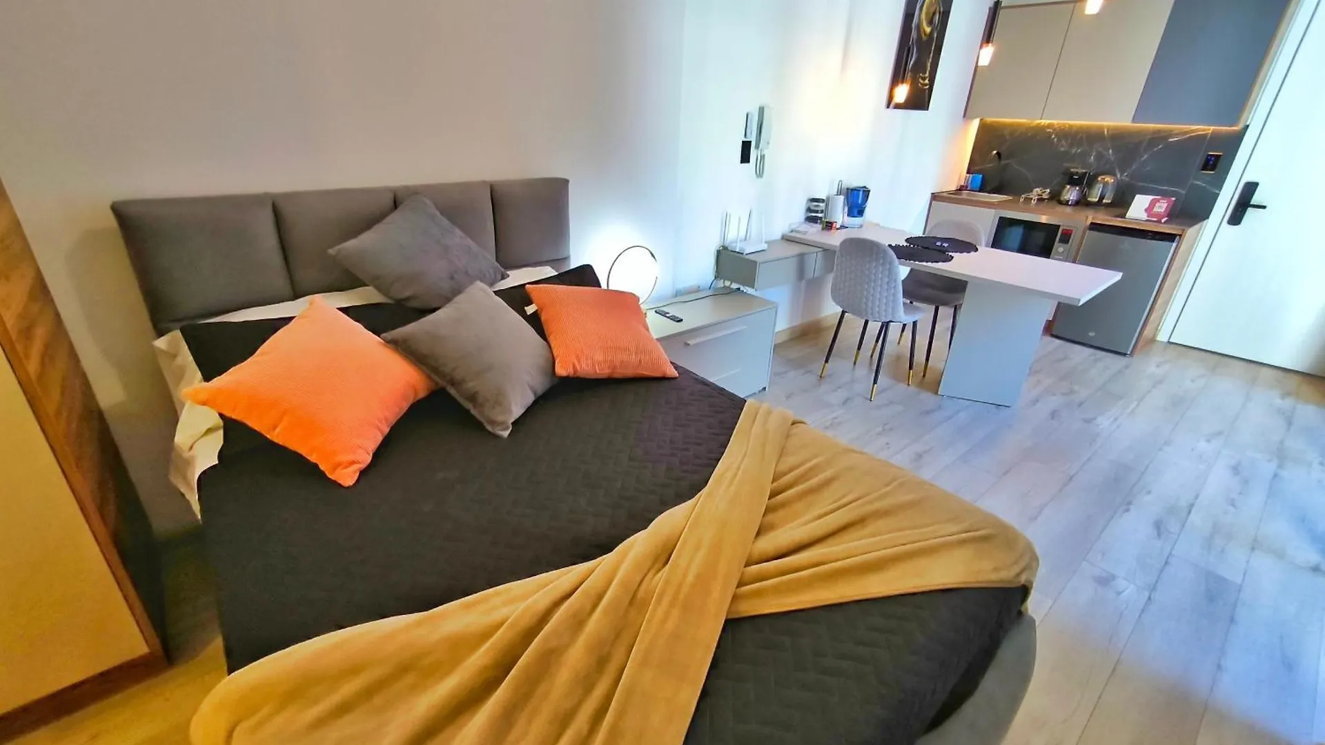 키토 Republica Del Salvador Coliving Ecuador Xoe 아파트