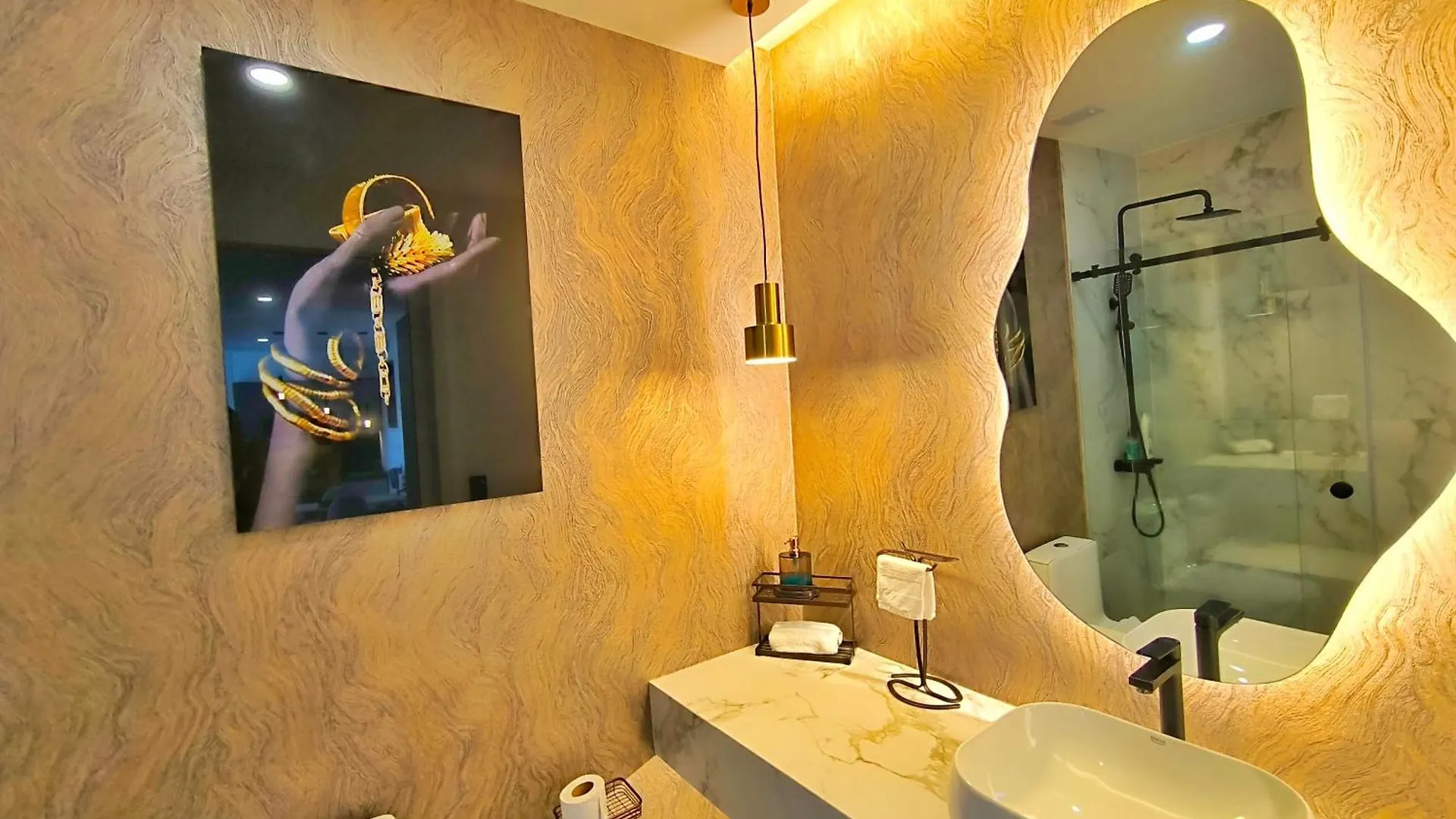 Republica Del Salvador Coliving Ecuador Xoe Apartamento Quito Equador