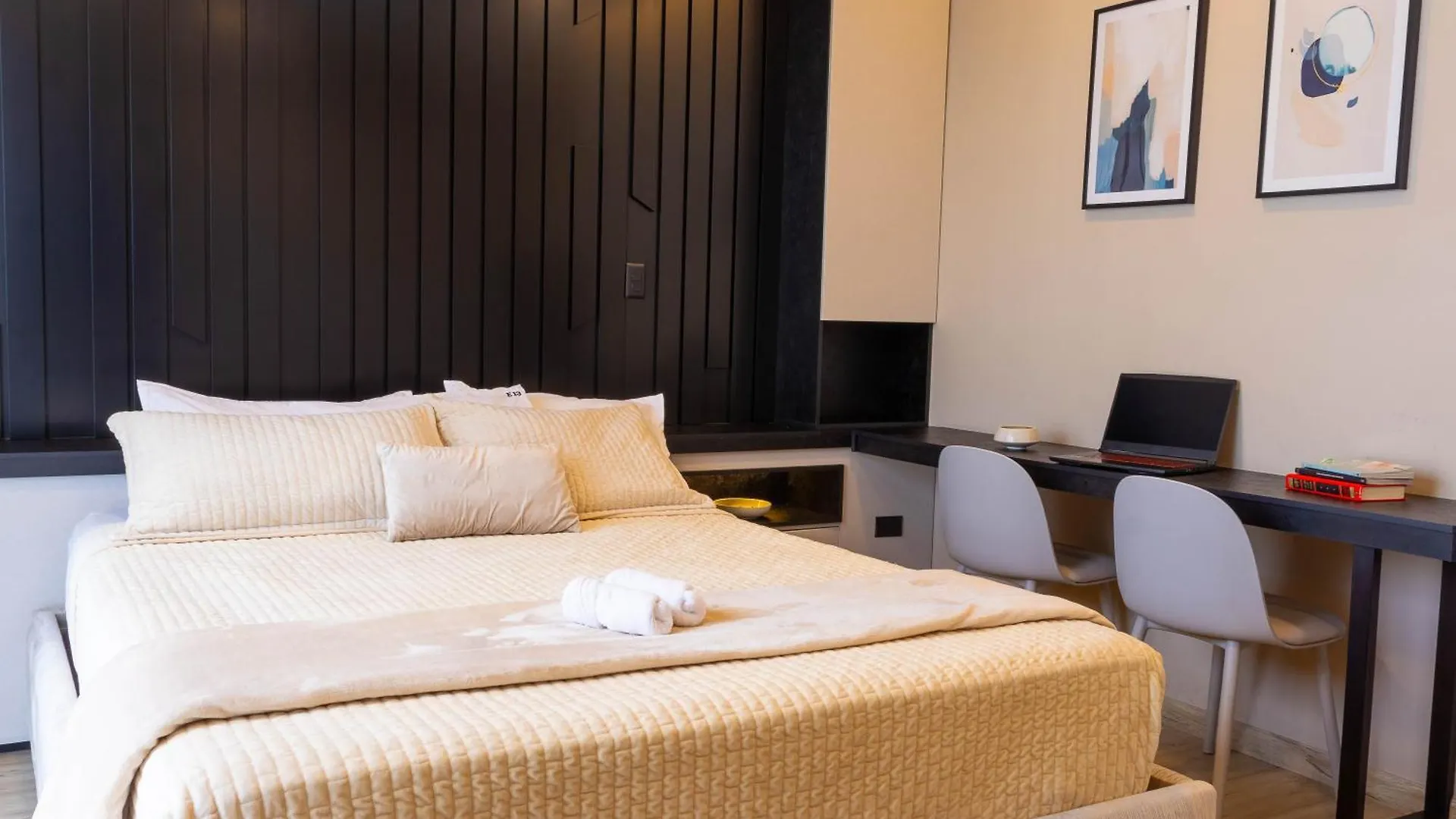 Republica Del Salvador Coliving Ecuador Xoe Apartamento Quito Equador