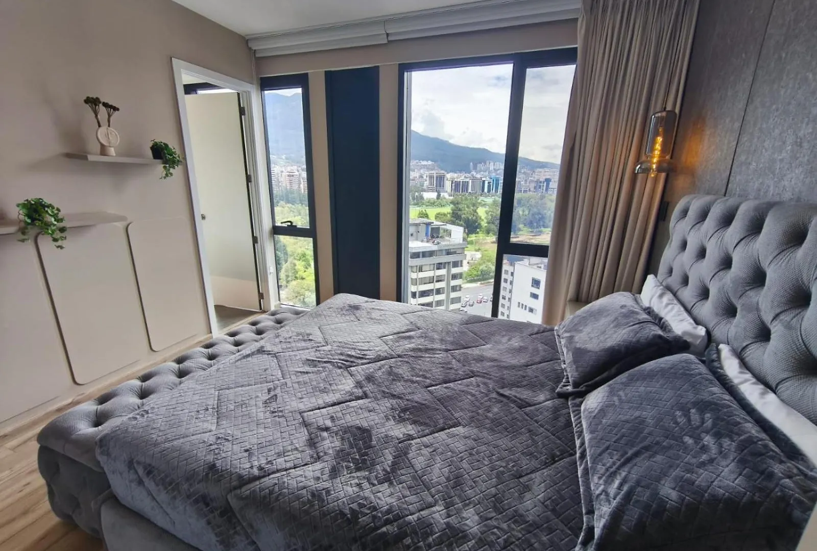 키토 Republica Del Salvador Coliving Ecuador Xoe 아파트 0*,  에콰도르