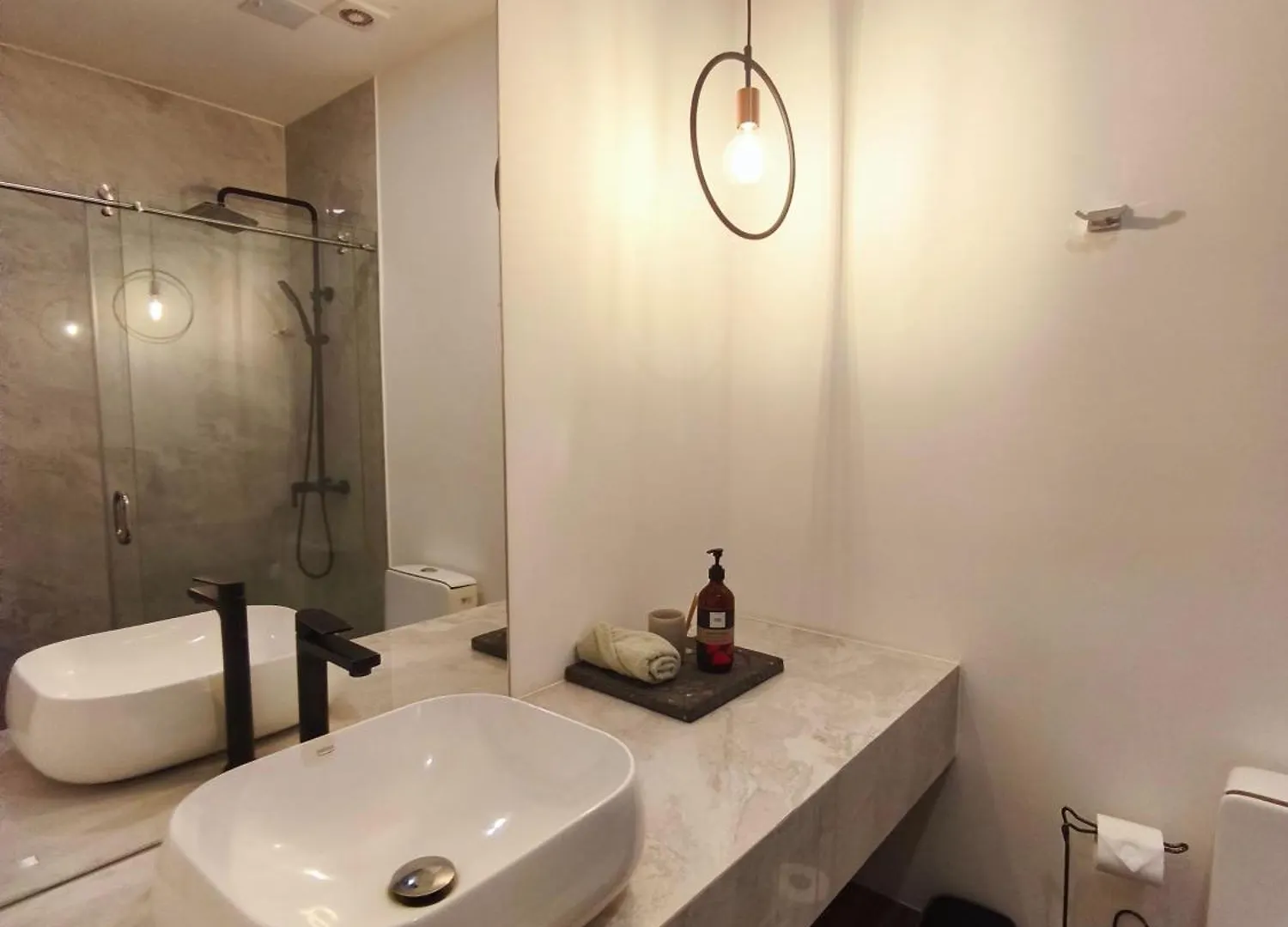 키토 Republica Del Salvador Coliving Ecuador Xoe 아파트 에콰도르