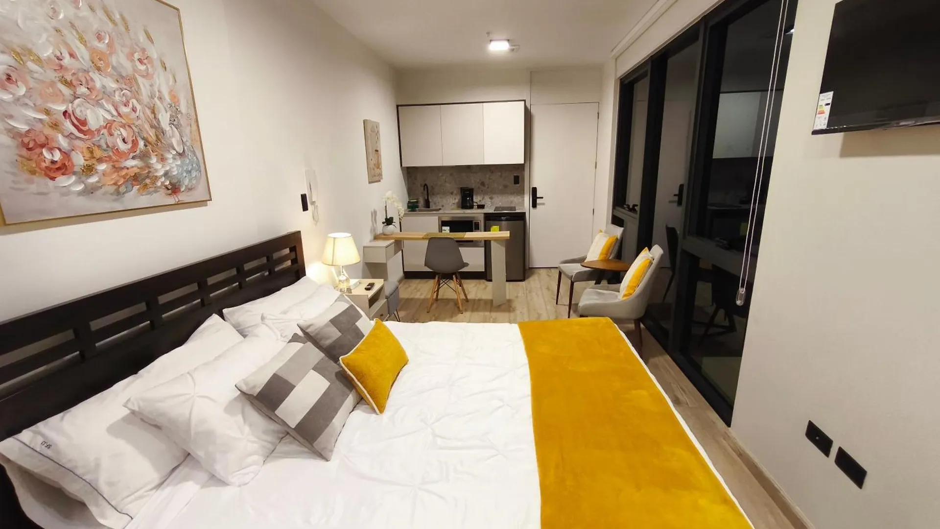 Republica Del Salvador Coliving Ecuador Xoe Apartamento Quito