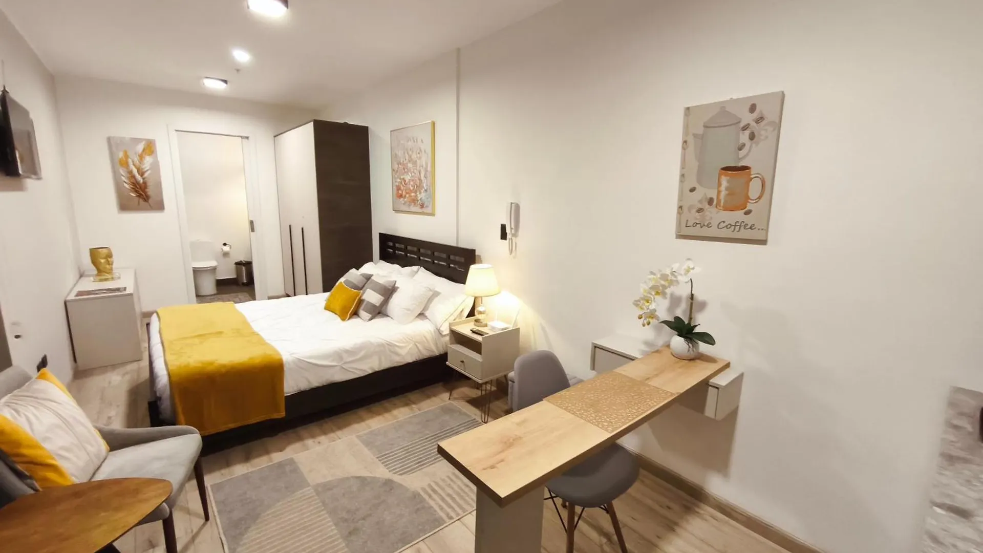 키토 Republica Del Salvador Coliving Ecuador Xoe 아파트