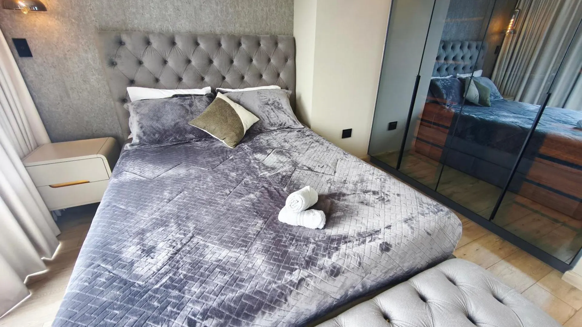Republica Del Salvador Coliving Ecuador Xoe Apartamento Quito